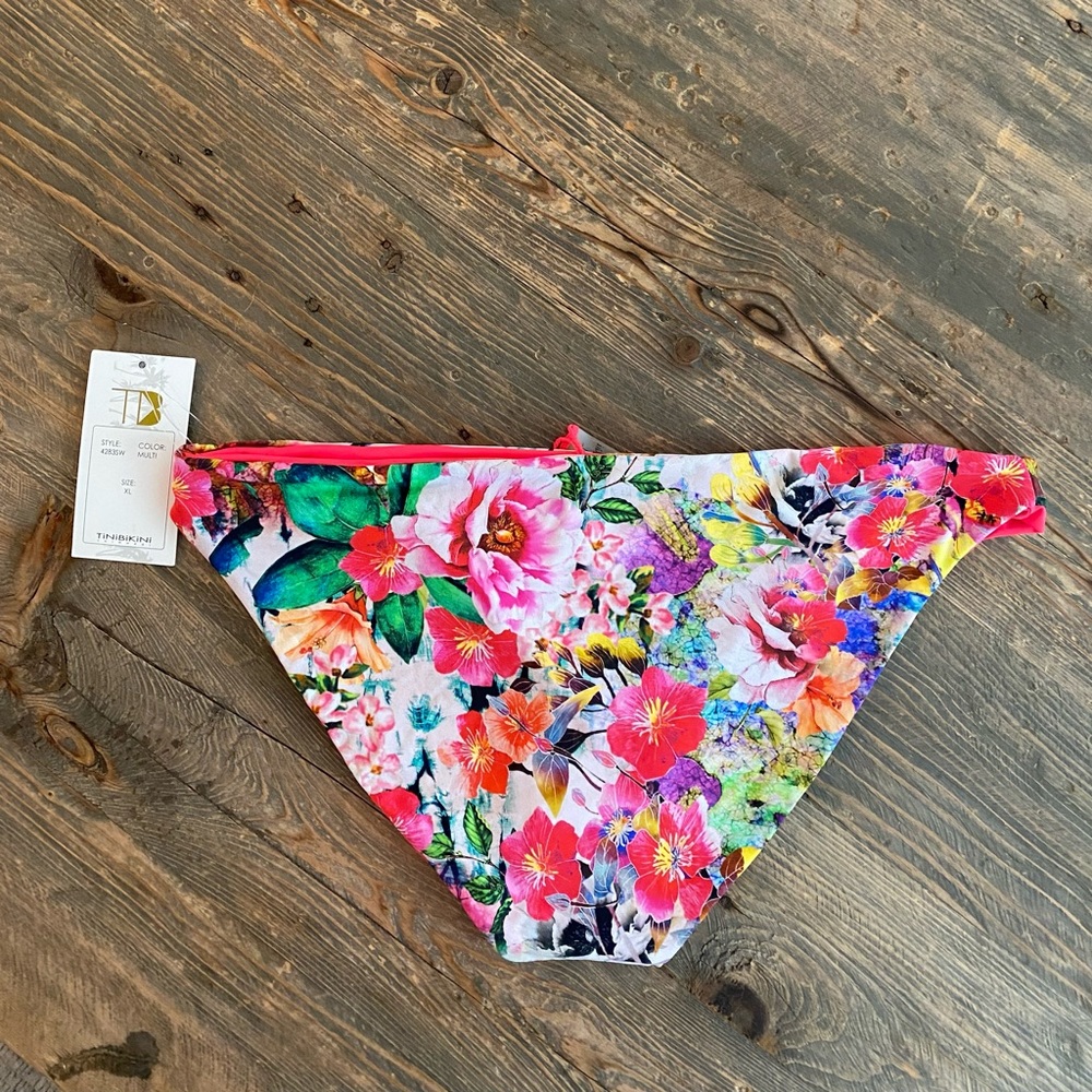 NWT-TiniBikini Swimwear Reversible Bottoms - Picture 2 of 9